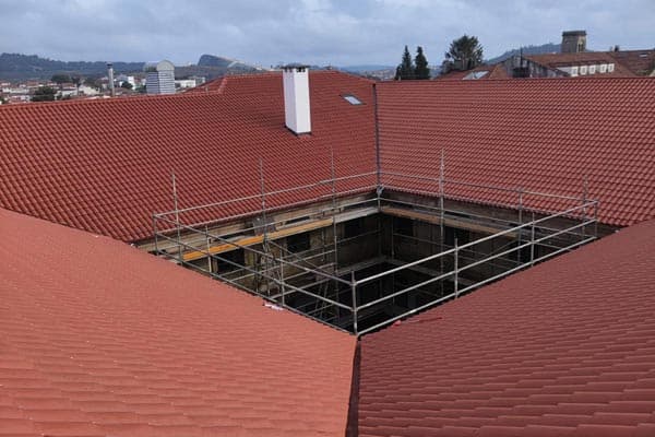 Rehabilitación de una cubierta deteriorada en Vigo